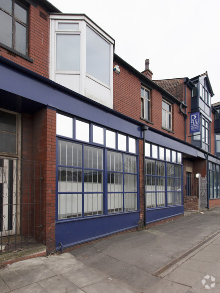 371 Bury New Rd, Manchester for sale - Building Photo - Image 2 of 3