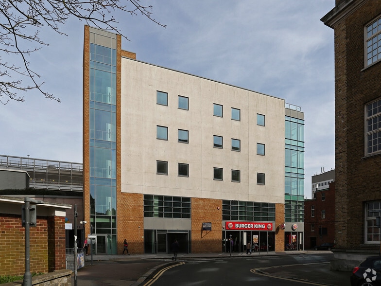 Bouverie Pl, Folkestone for sale - Primary Photo - Image 1 of 1