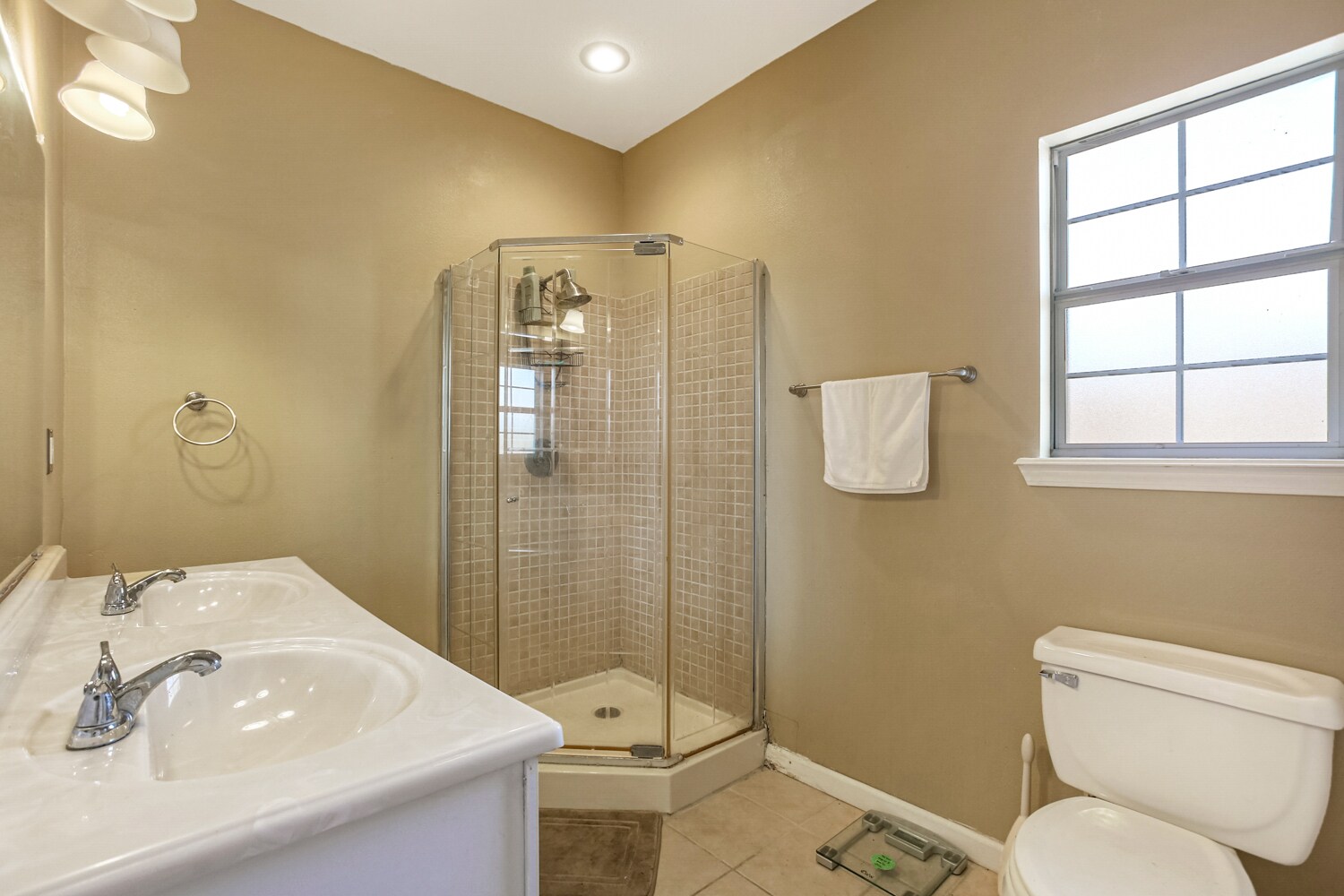 7418 Chef Menteur Hwy, New Orleans, LA 70126 Top Motel