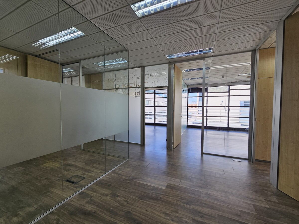 Avenida de la Industria, 4, Alcobendas, MAD 28108 - Unit Edificio 1 -  - Interior Photo - Image 1 of 11