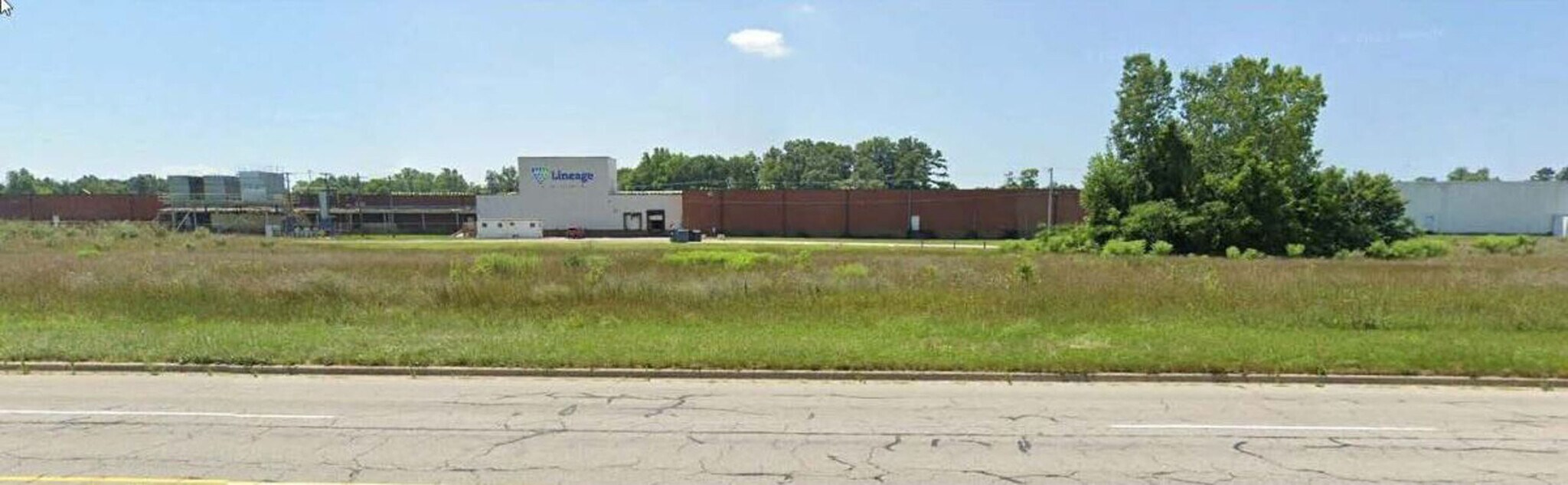 2875 S Pipestone Rd, Benton Harbor, MI for lease Primary Photo- Image 1 of 19