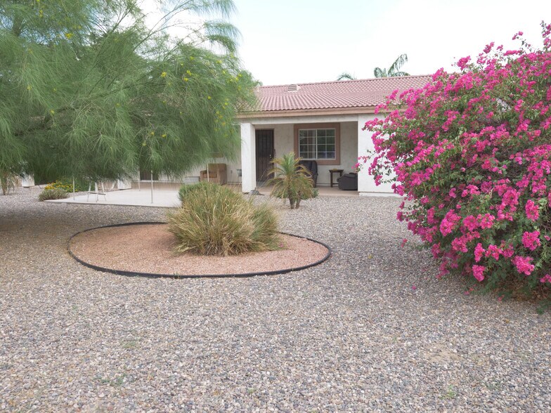 9442 W Oregon Ave, Glendale, AZ 85305