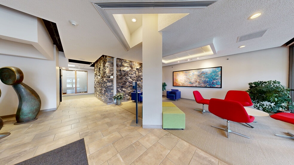 250 S Executive Dr, Brookfield, WI for sale - Matterport 3D Scan - Image 3 of 28