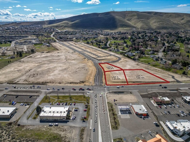 3680 Keene Rd, Richland, WA for sale - Building Photo - Image 2 of 12