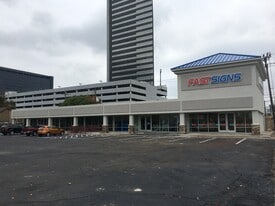 2535 Blue Willow Dr, Houston TX - Storefront Property