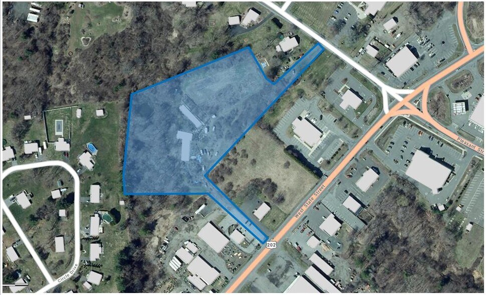 47 State St, Granby, MA 01033