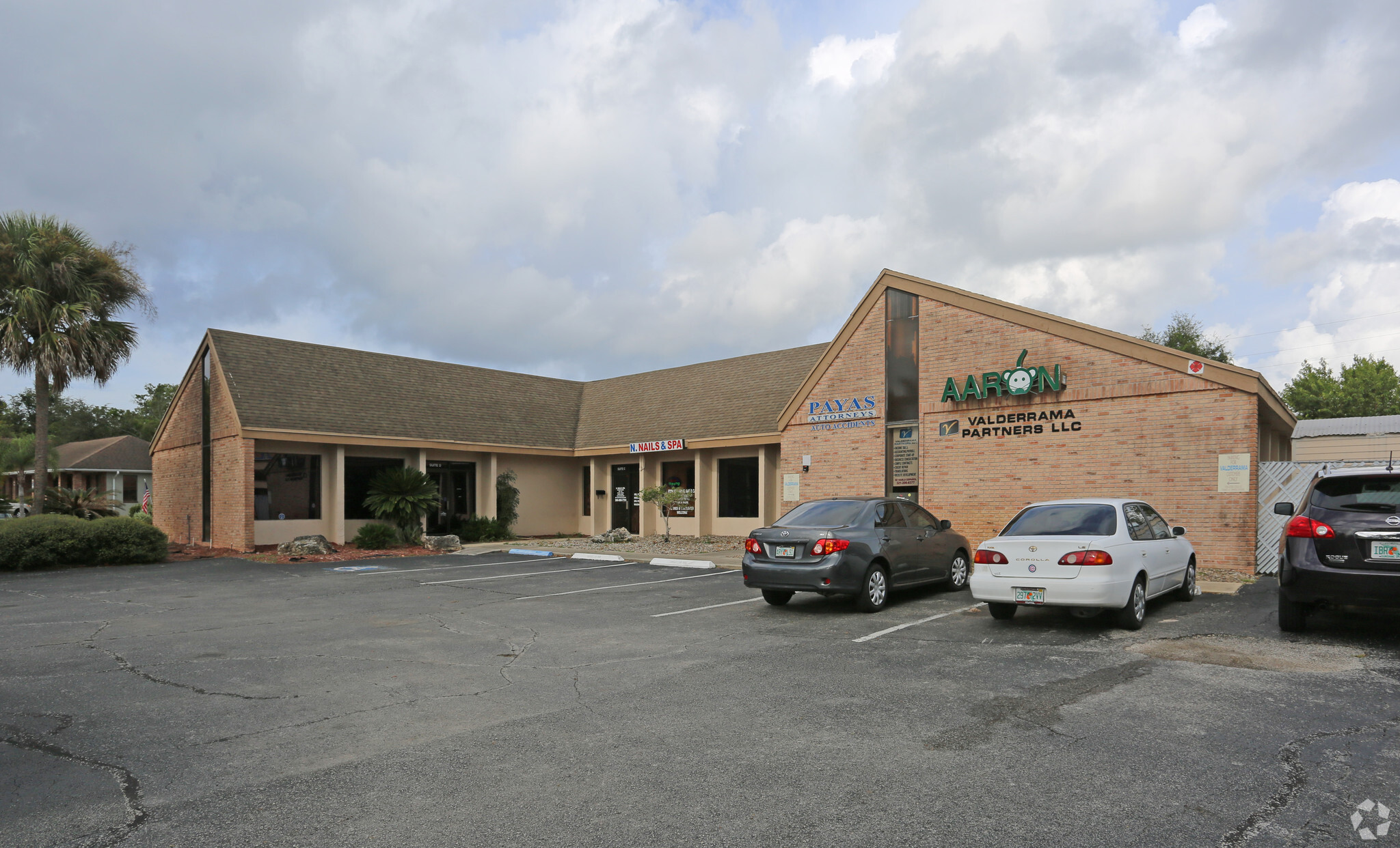 1676 Providence Blvd, Deltona, FL for lease Building Photo- Image 1 of 11