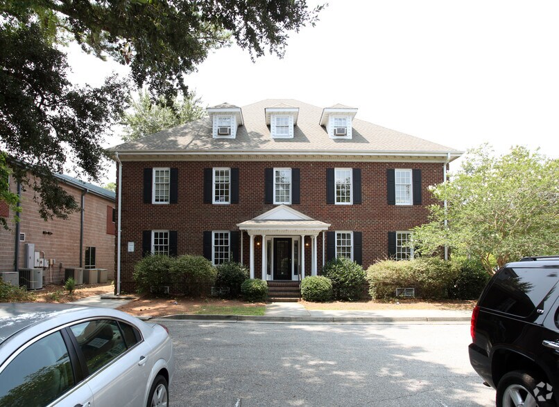 3806 Park Ave, Wilmington, NC 28403