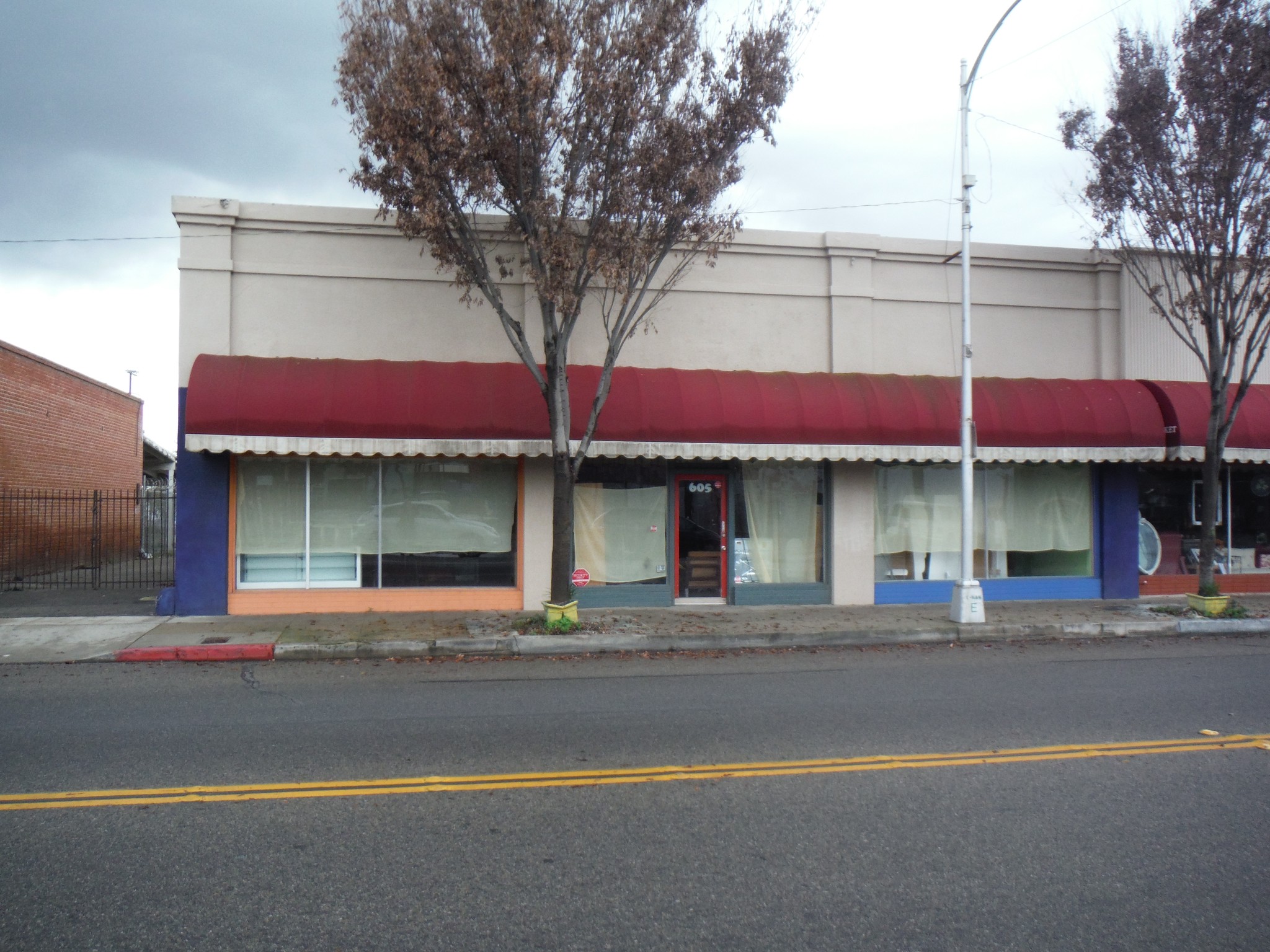 601-607 E Main St, Visalia, CA for sale Building Photo- Image 1 of 1