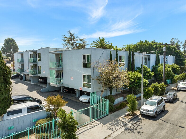 1776 S Rimpau Blvd, Los Angeles, CA for sale - Building Photo - Image 3 of 11
