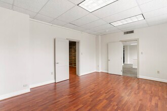 138-140 W Washington St, Hagerstown, MD for lease Interior Photo- Image 2 of 3