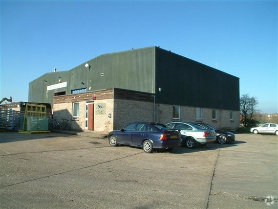 7-9 Moss Rd, Witham for lease Primary Photo- Image 1 of 3
