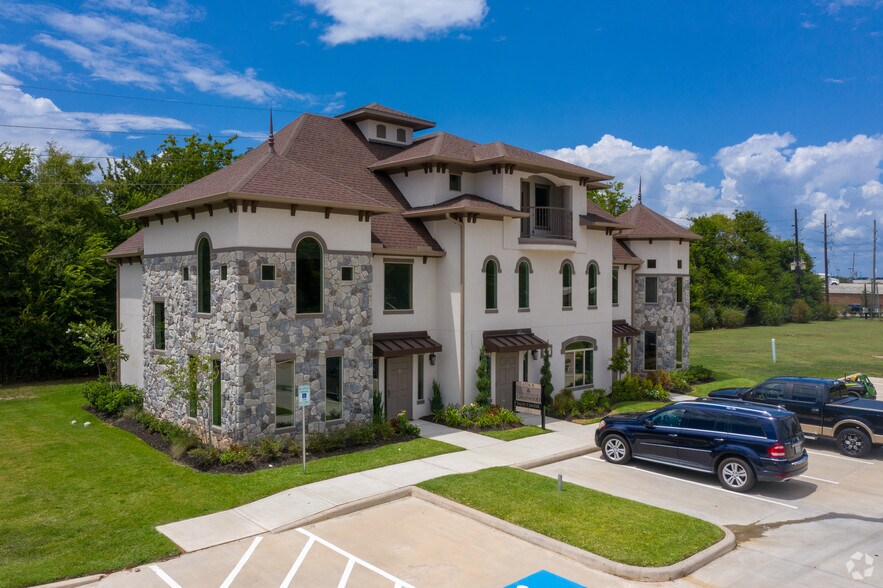 6514-6548 Greatwood Pky, Sugar Land, TX for sale - Building 6 - Image 1 of 49