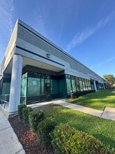 9143 Philips Hwy, Jacksonville, FL for lease Building Photo- Image 1 of 6