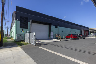 2736 Waiwai Loop, Honolulu HI - Warehouse