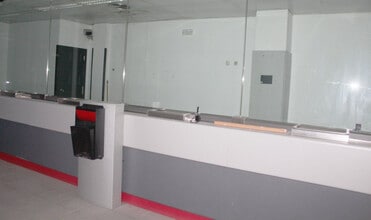 Retail in Lleida, Lérida for lease Interior Photo- Image 2 of 6