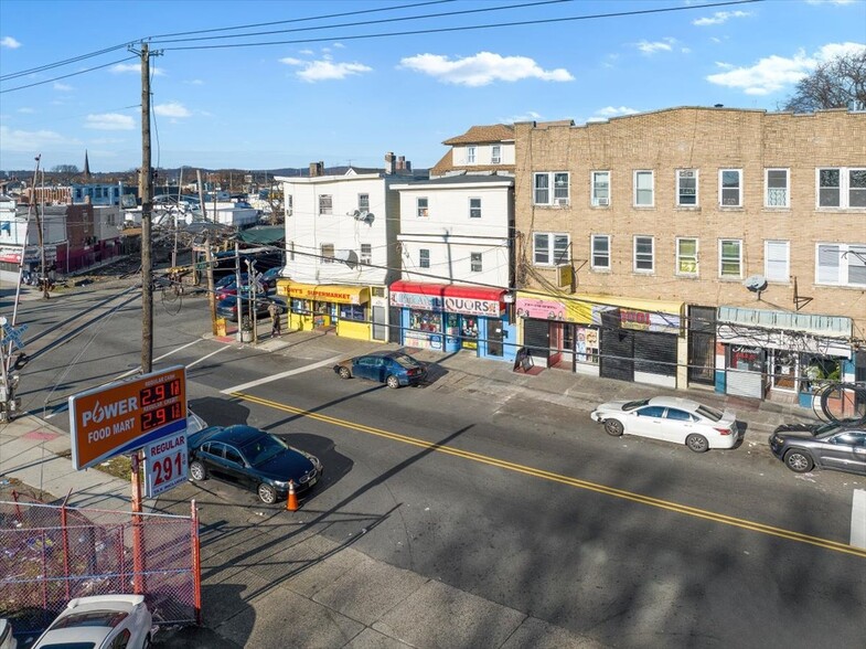 307 Park Ave, Paterson, NJ for sale - Building Photo - Image 1 of 1