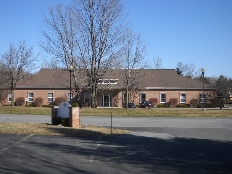 10 Executive Park Dr, Clifton Park, NY for sale - Building Photo - Image 1 of 1