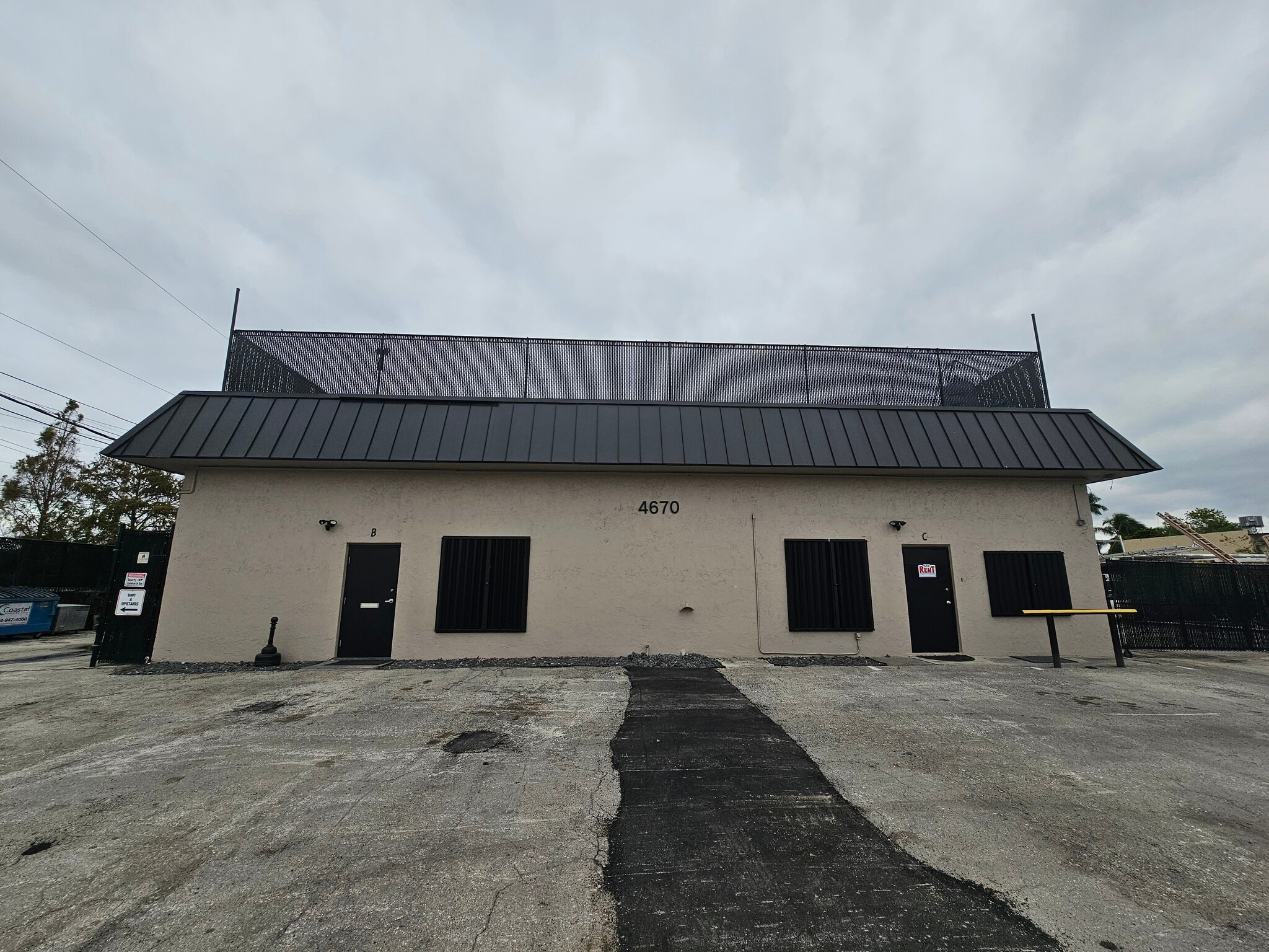 4670 SW 83rd Ter, Davie, FL for lease Building Photo- Image 1 of 9