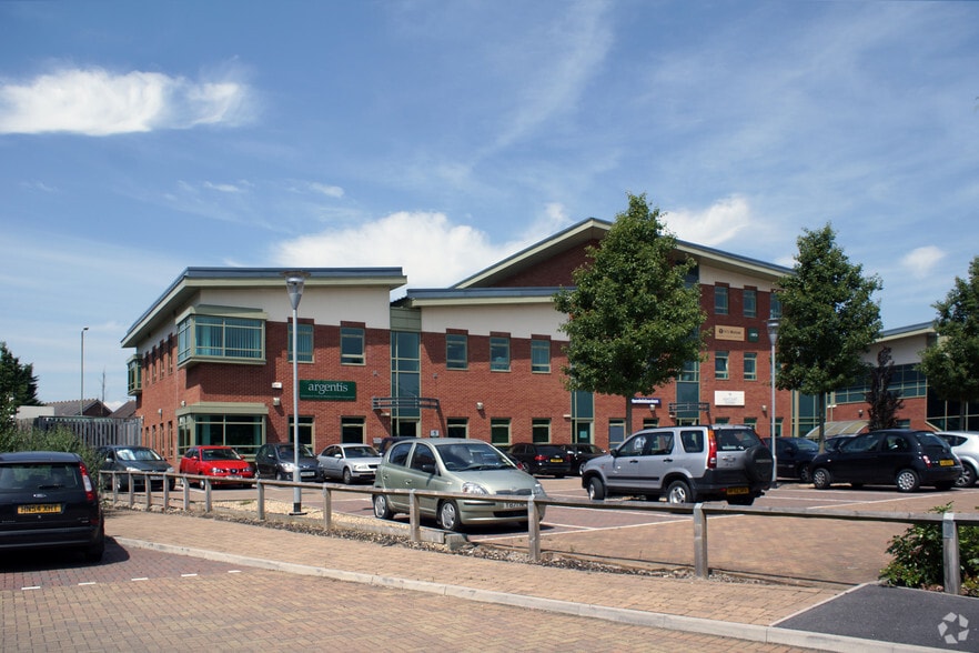 London Rd, Salisbury for sale - Primary Photo - Image 1 of 1