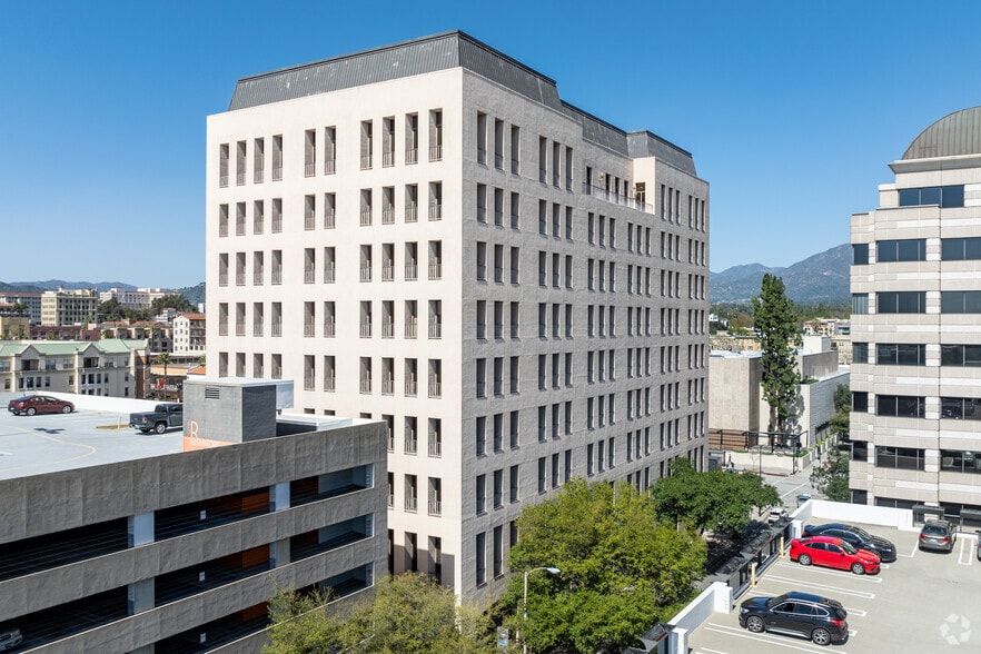 790 E Colorado Blvd, Pasadena, CA for lease - Building Photo - Image 2 of 12