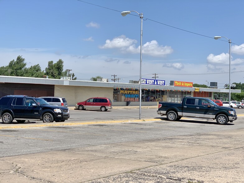 4501-4609 S May Ave, Oklahoma City, OK for lease - Building Photo - Image 1 of 5