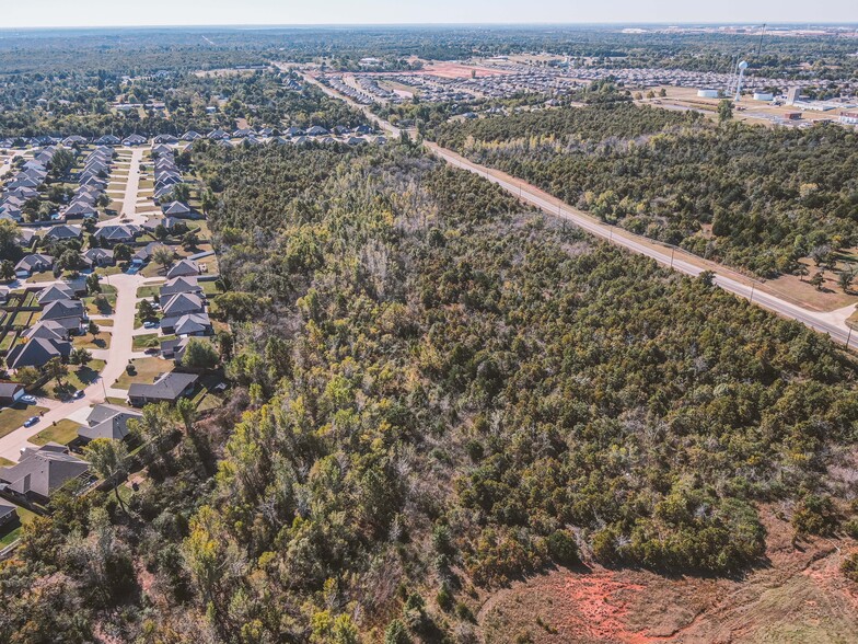 SE 15th and S Westminister Rd, Oklahoma City, OK for sale - Aerial - Image 2 of 13