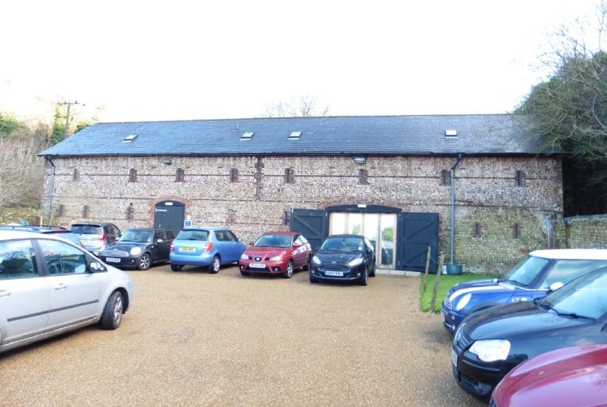 Brighton Rd, Hassocks for sale - Primary Photo - Image 1 of 1