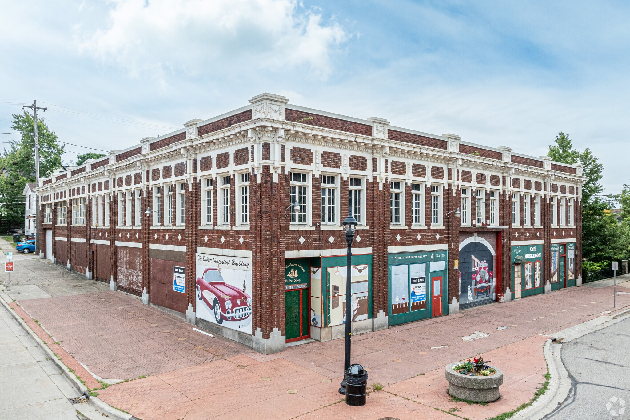 521 W Western Ave, Muskegon, MI for sale Primary Photo- Image 1 of 6