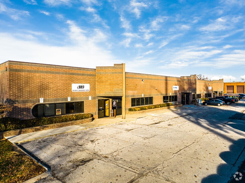 14740-14768 W 107th St, Lenexa, KS for sale - Primary Photo - Image 1 of 1