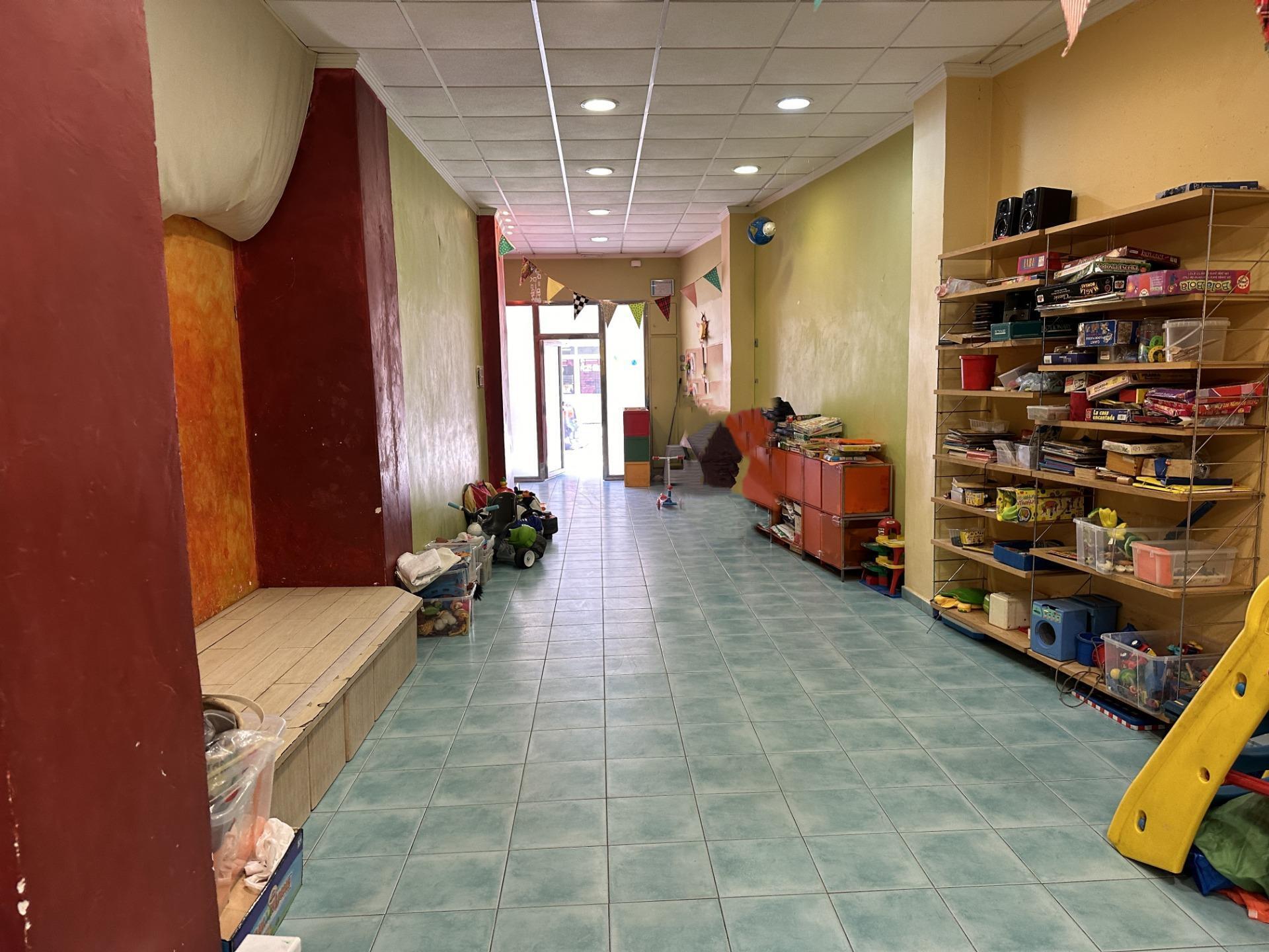 Retail in Algemesí for lease Building Photo- Image 1 of 9