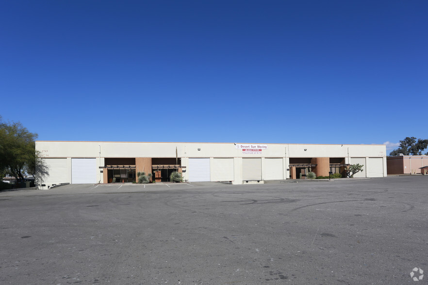 3785 E 34th St, Tucson, AZ for lease - Primary Photo - Image 1 of 6