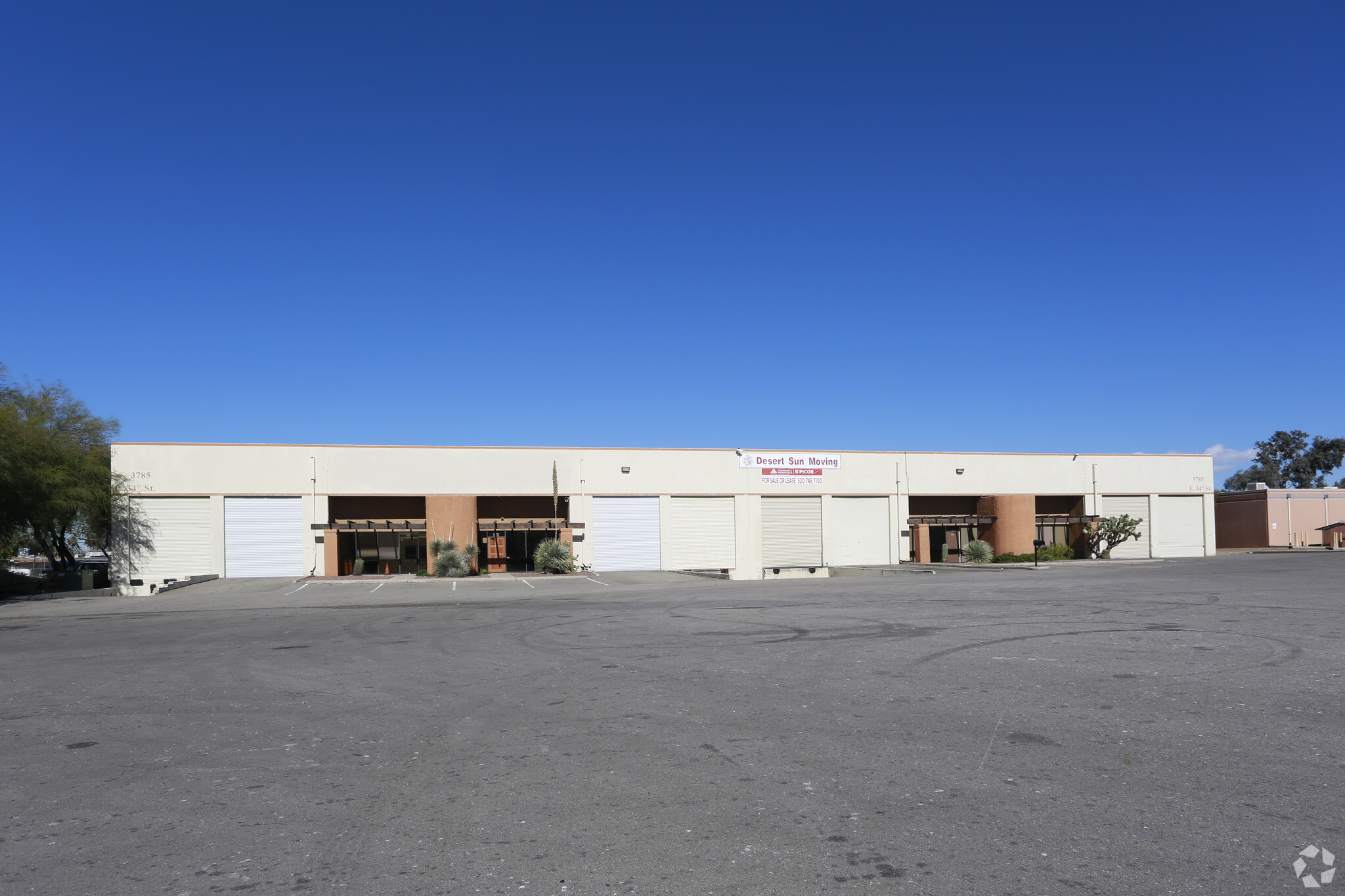 3785 E 34th St, Tucson, AZ for lease Primary Photo- Image 1 of 7