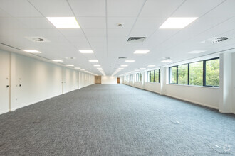 Ravensbank Dr, Redditch for lease Interior Photo- Image 2 of 4