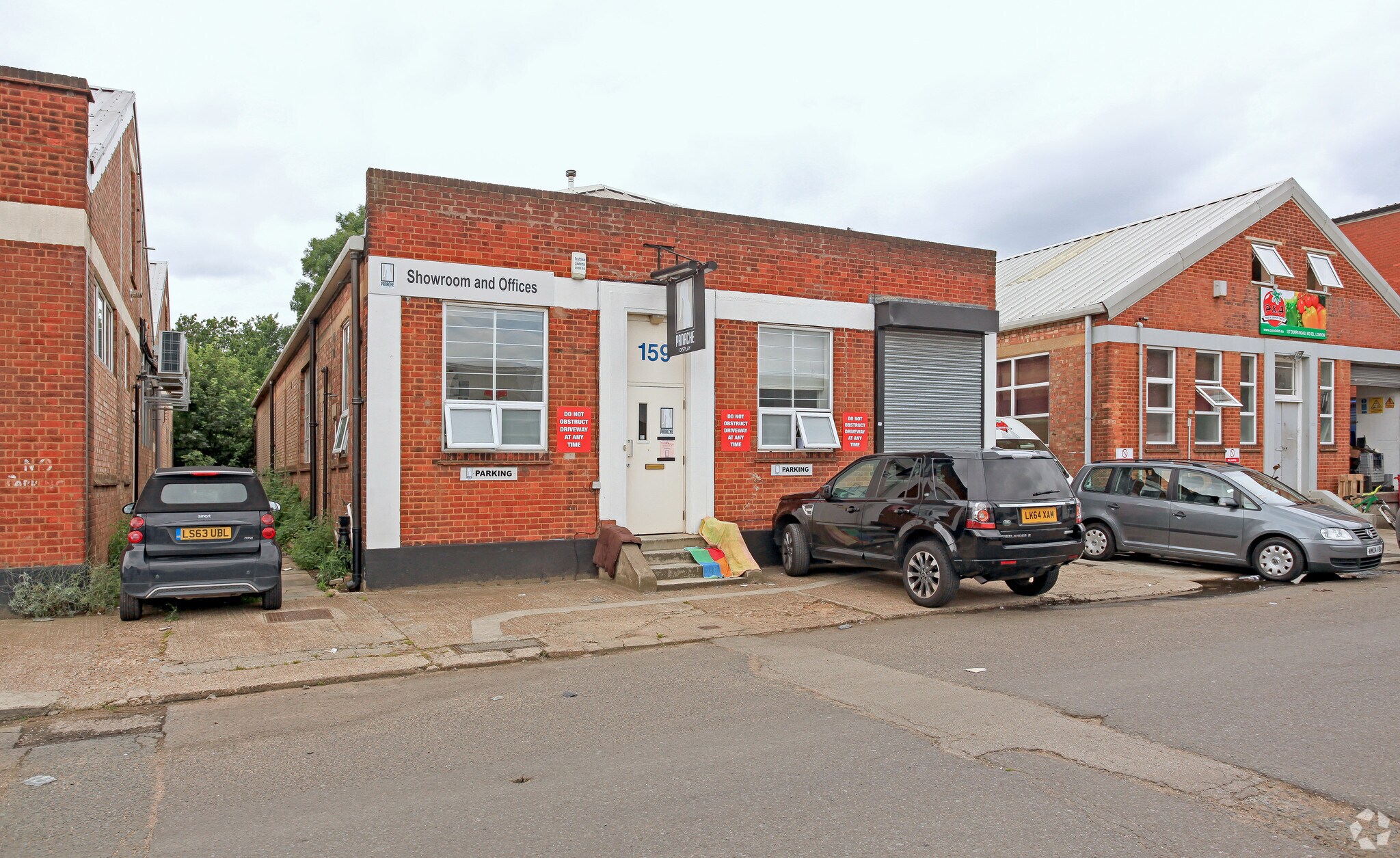 159 Dukes Rd, London for sale Primary Photo- Image 1 of 1