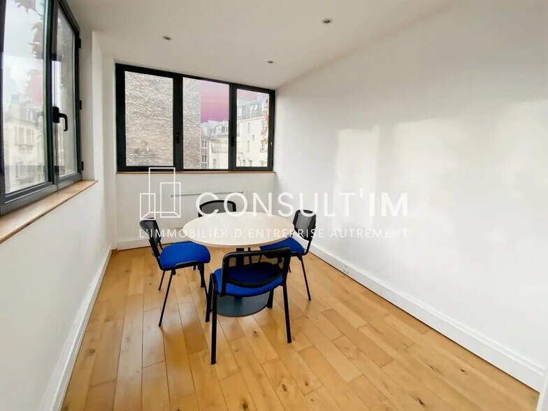 Office in Paris for lease - Building Photo - Image 2 of 9