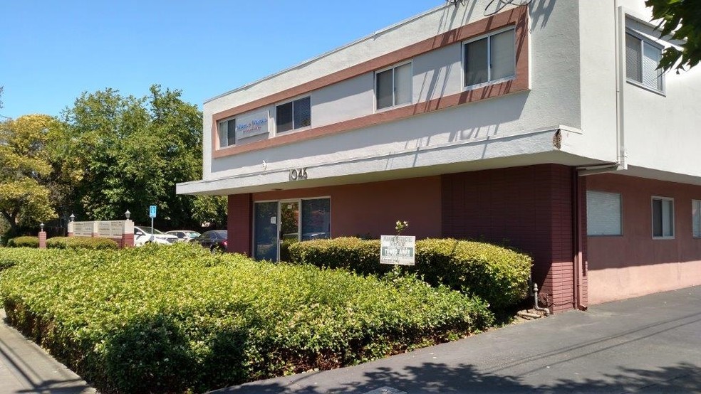 1034-1046 W Taylor St, San Jose, CA for lease - Building Photo - Image 2 of 5