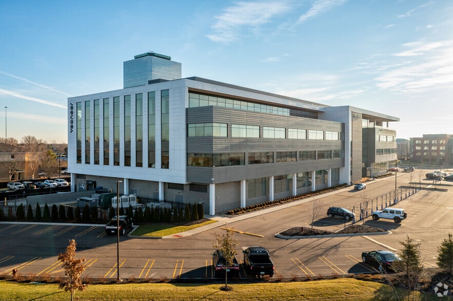 26360 American Dr, Southfield, MI 48034