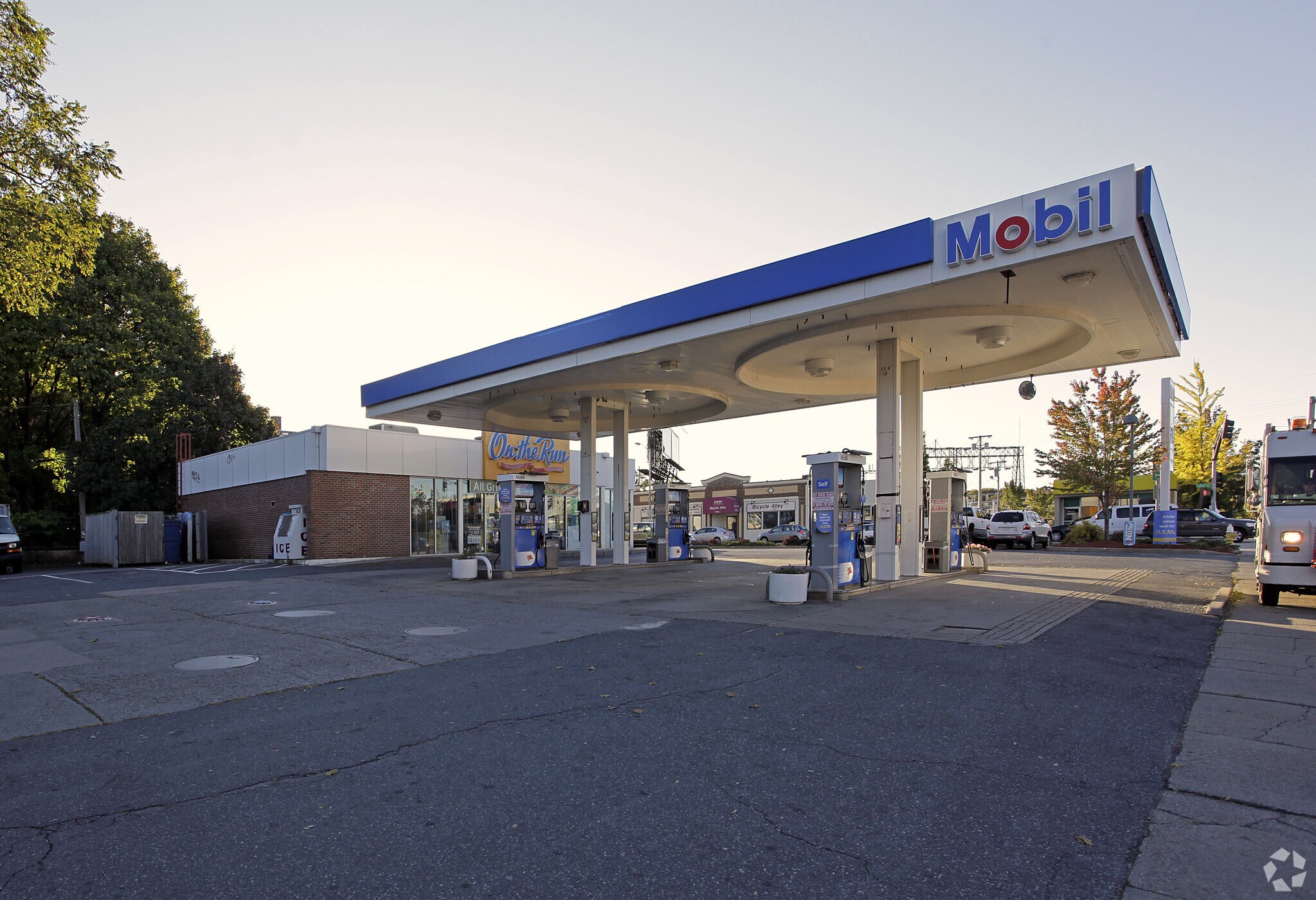 10 Mill St, Worcester, MA for sale Primary Photo- Image 1 of 1