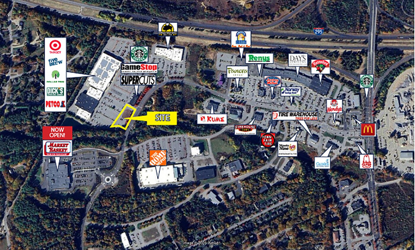 133 Topsham Fair Mall Rd, Topsham, ME for lease Building Photo- Image 1 of 2