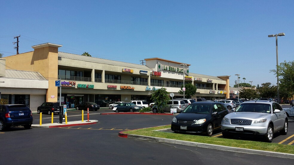 901-985 N La Brea Ave, Inglewood, CA for lease - Building Photo - Image 3 of 6