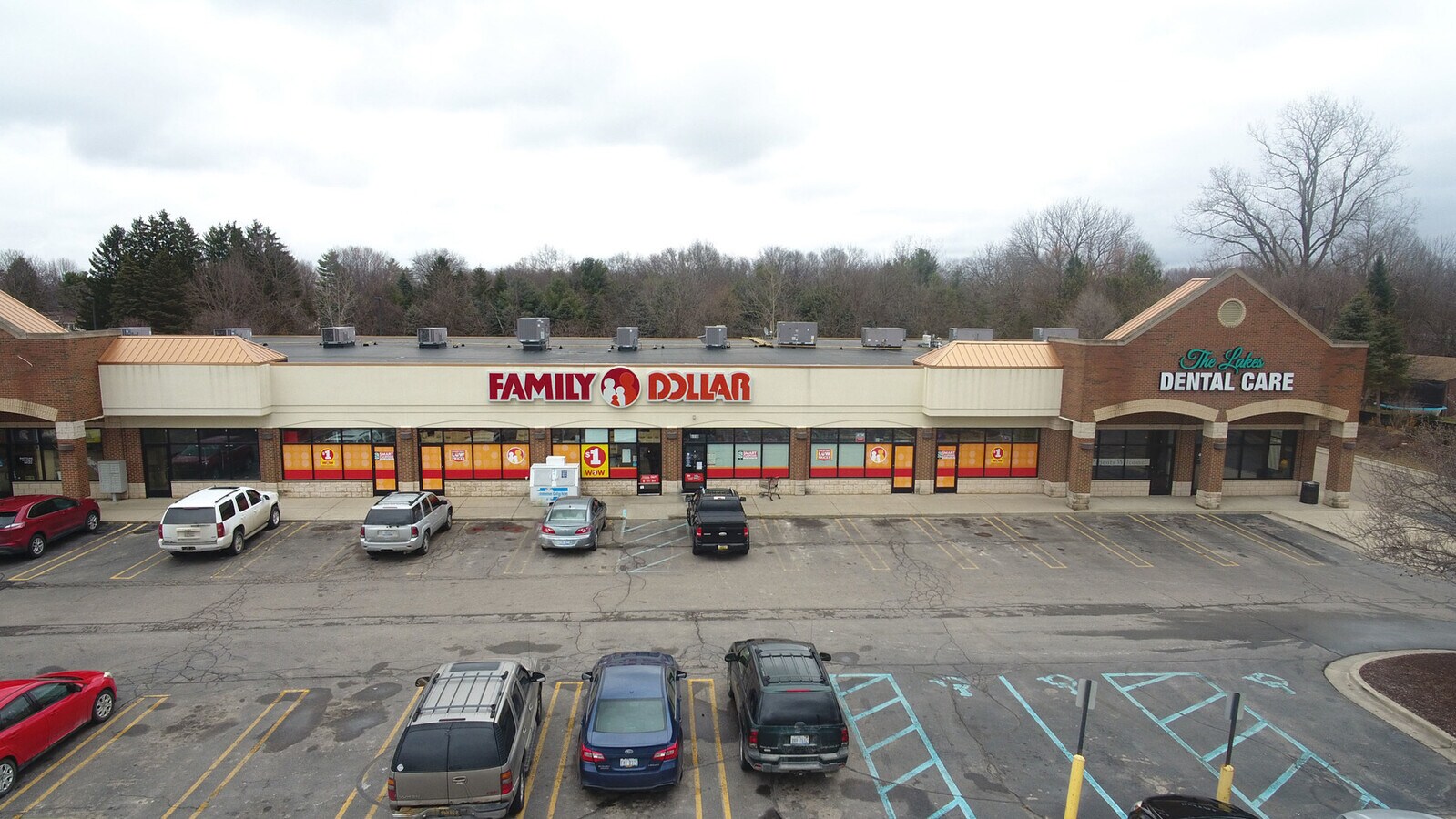 60556127 Rawsonville Rd, Belleville, MI 48111 Market Square Plaza