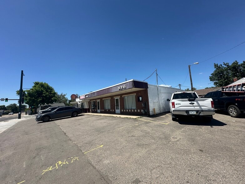 5201-5211 Pecos St portfolio of 4 properties for sale on LoopNet.com - Building Photo - Image 3 of 13