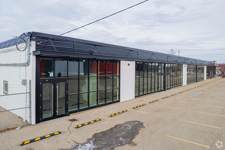 4301 9th St SE, Calgary, AB for sale - Primary Photo - Image 1 of 3