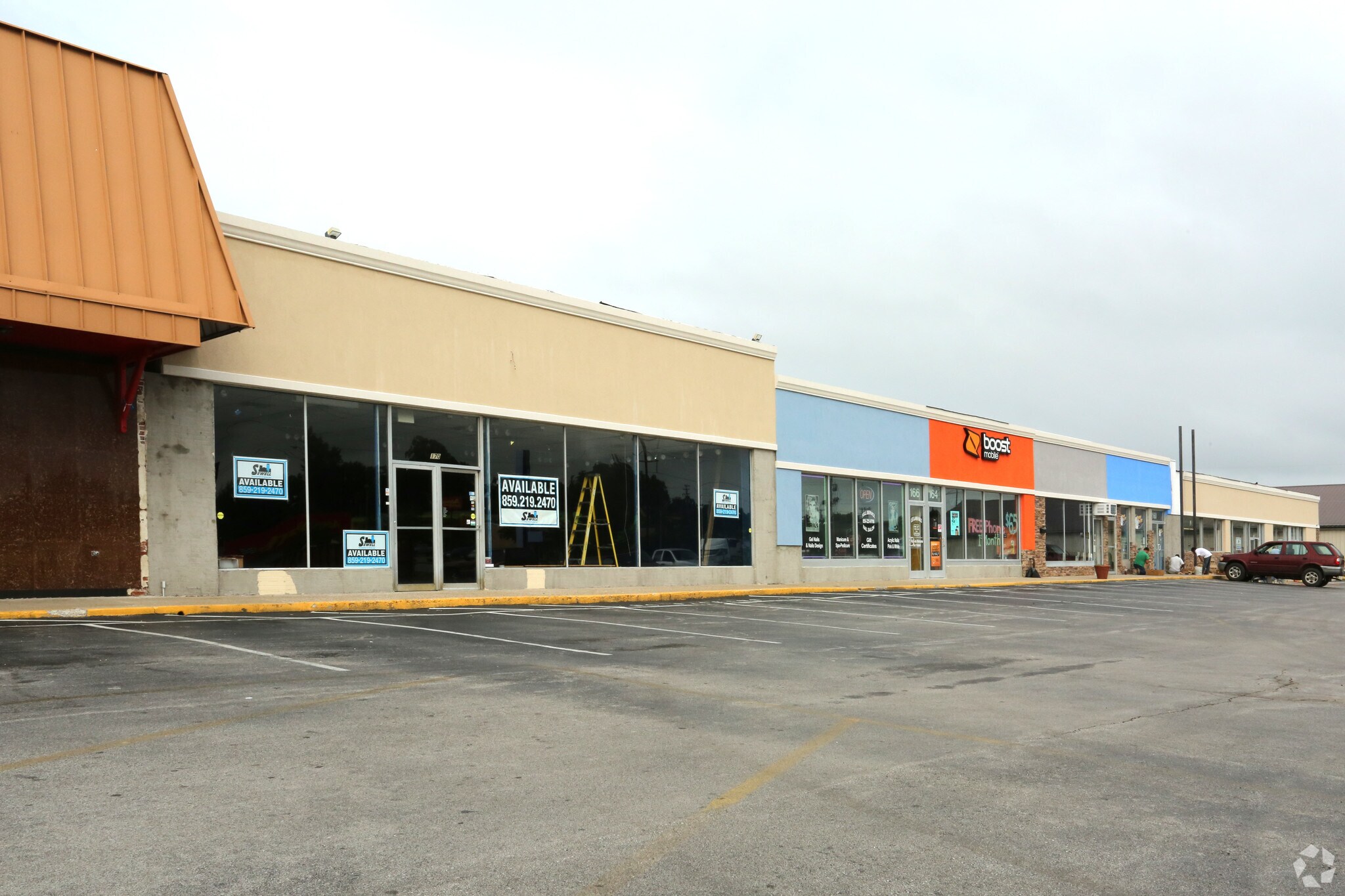 158-170 E New Circle Rd, Lexington, KY for sale Primary Photo- Image 1 of 1