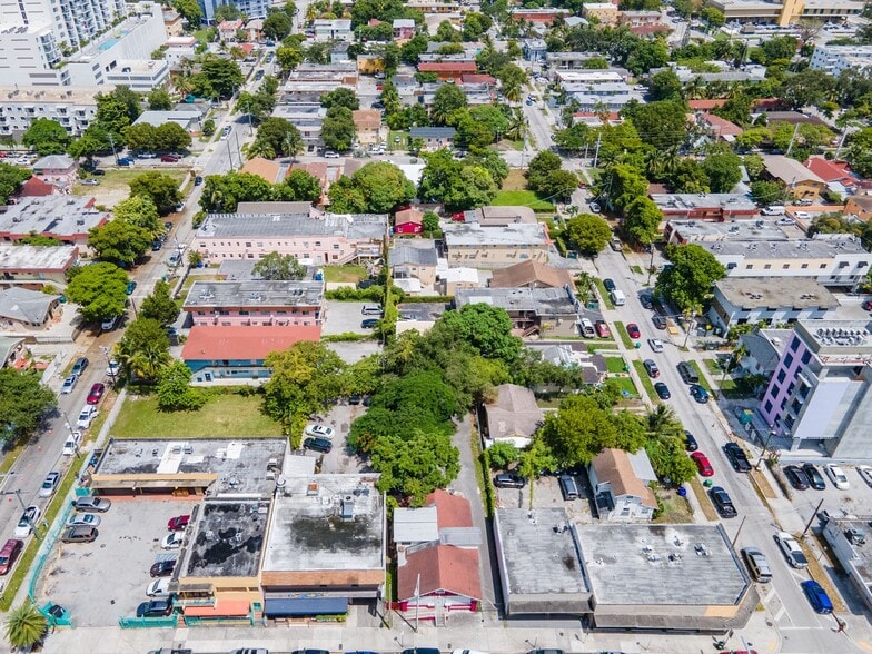 521 NW 12th Ave, Miami, FL for sale - Aerial - Image 2 of 17