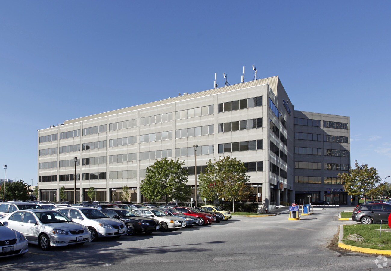 33 City Centre Dr, Mississauga, ON, L5B 2N5 Property For Lease on 33 City Centre Dr, Mississauga, ON, L5B 2N5 Property For Lease on
