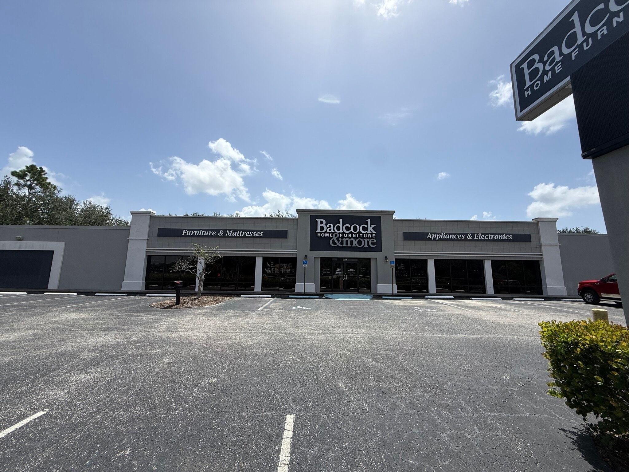1700-1750 N Tamiami Trl, North Fort Myers, FL for lease Interior Photo- Image 1 of 7