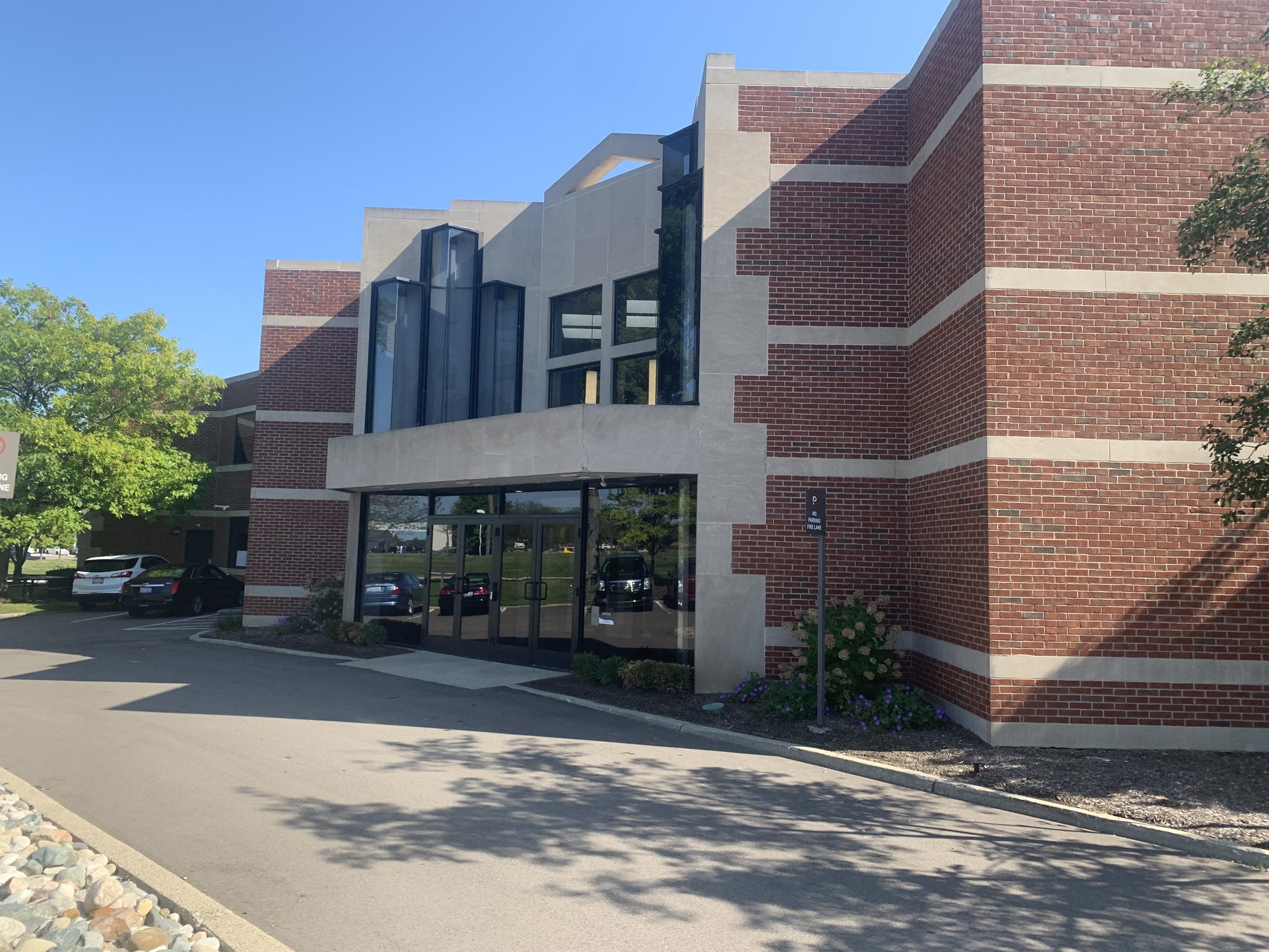 1760 S Telegraph Rd, Bloomfield Hills, MI for lease Building Photo- Image 1 of 5