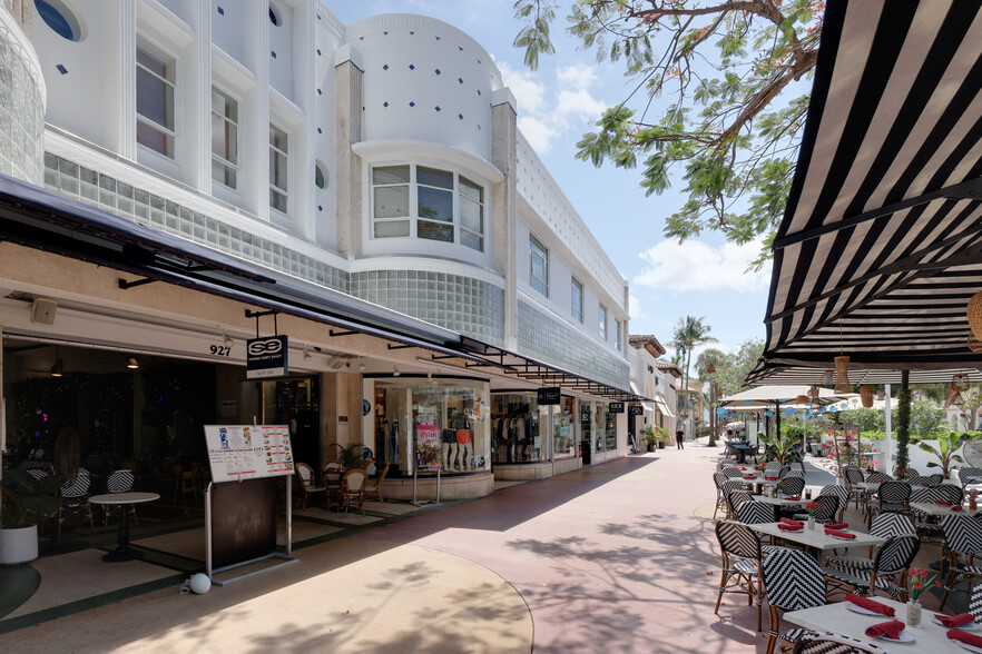 901-927 Lincoln Rd, Miami Beach, FL for lease - Building Photo - Image 2 of 9